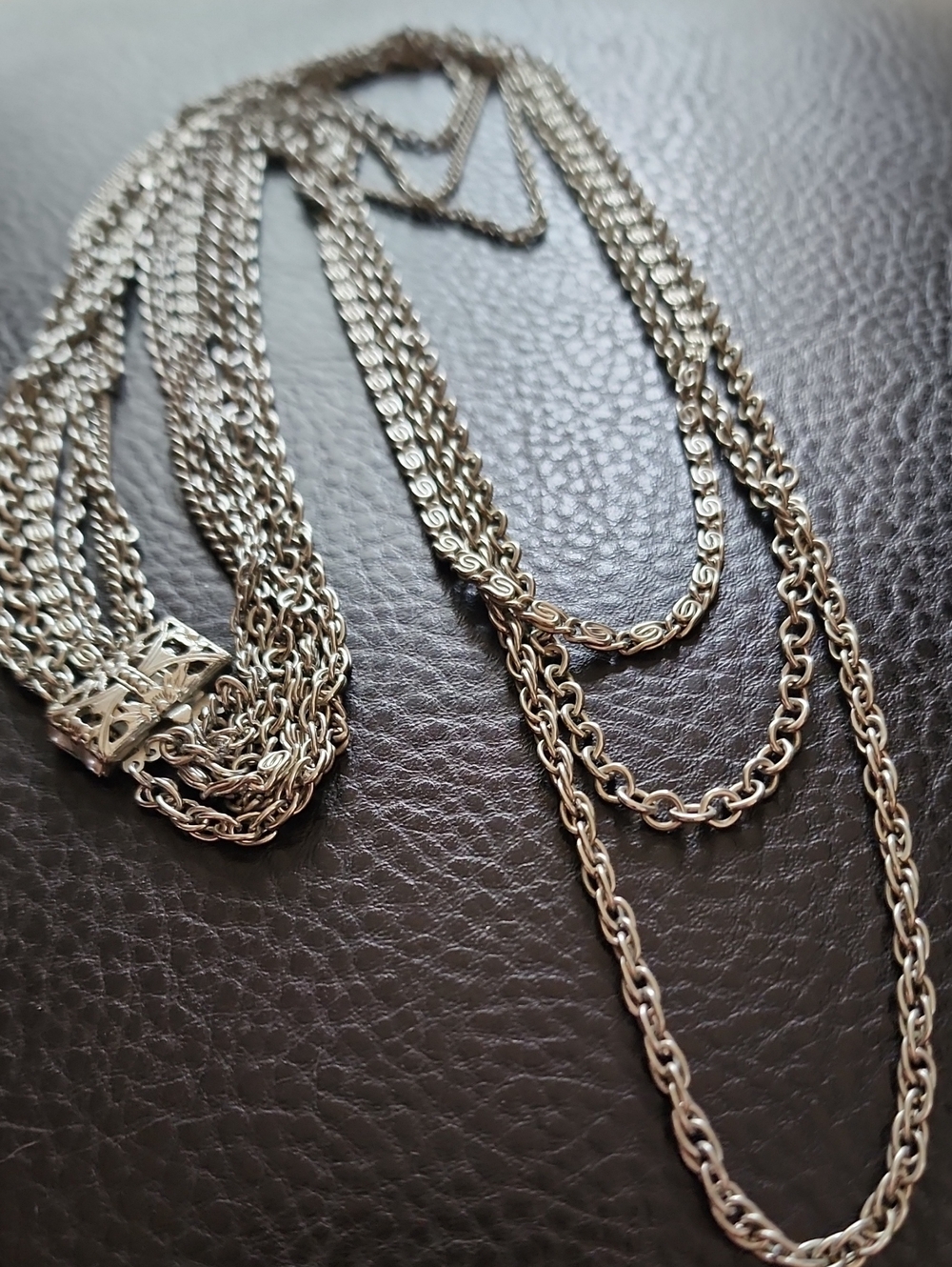 VTG Silver Multi-Strand Chain Necklace - Women Jewelry